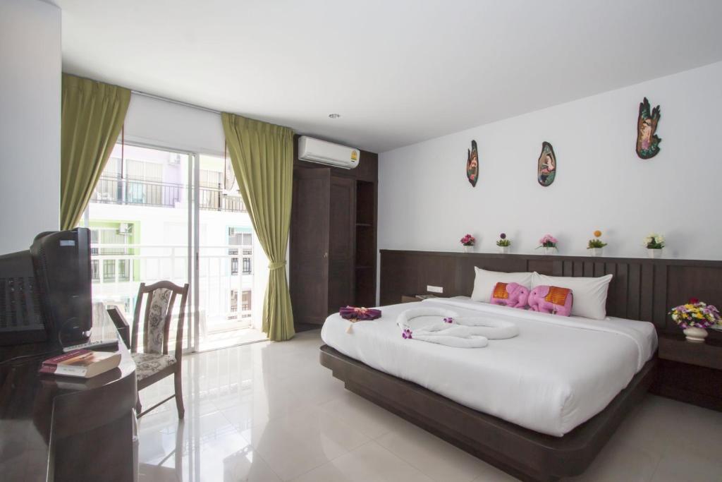 Larn Park Resortel Patong Rum bild