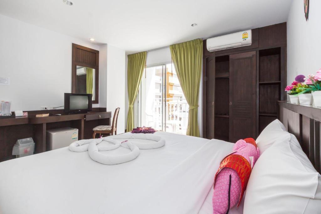 Larn Park Resortel Patong Rum bild