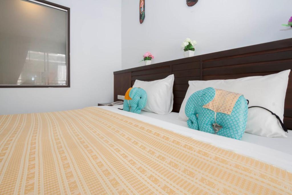 Larn Park Resortel Patong Rum bild