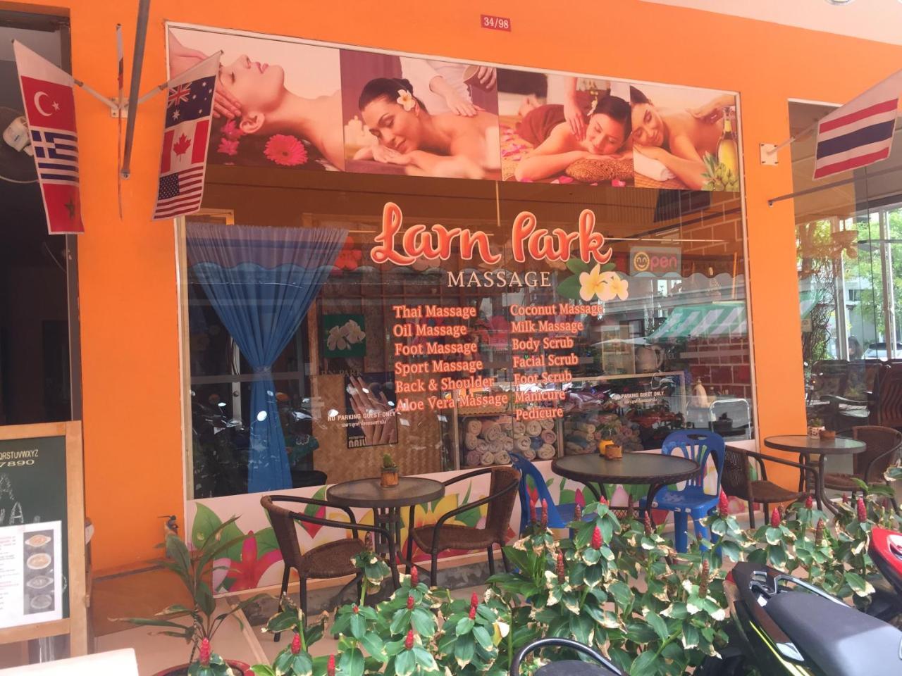Larn Park Resortel Patong Exteriör bild